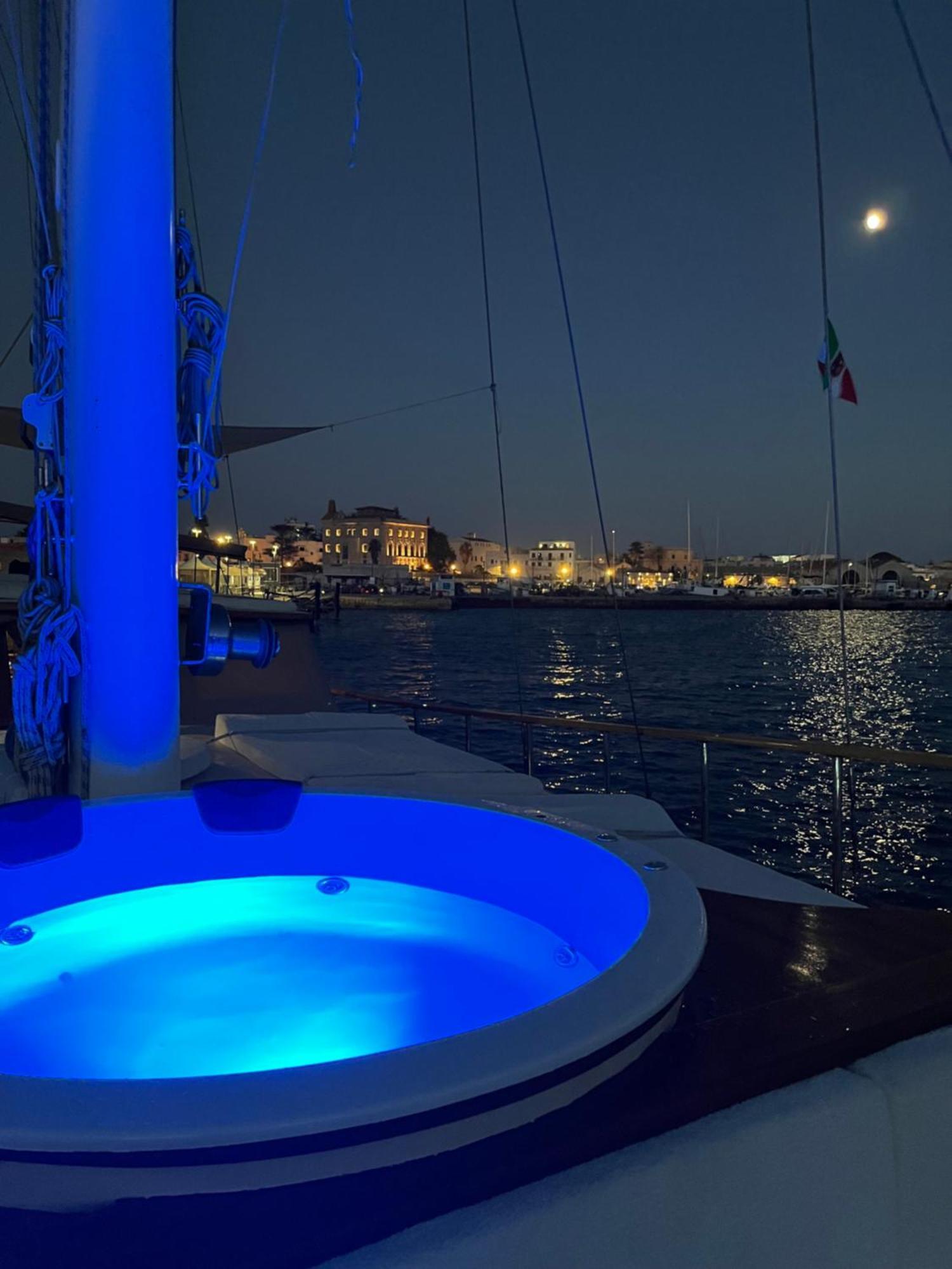 Sicily Sea Charter Hande Capo Galera 호텔 팔레르모 외부 사진
